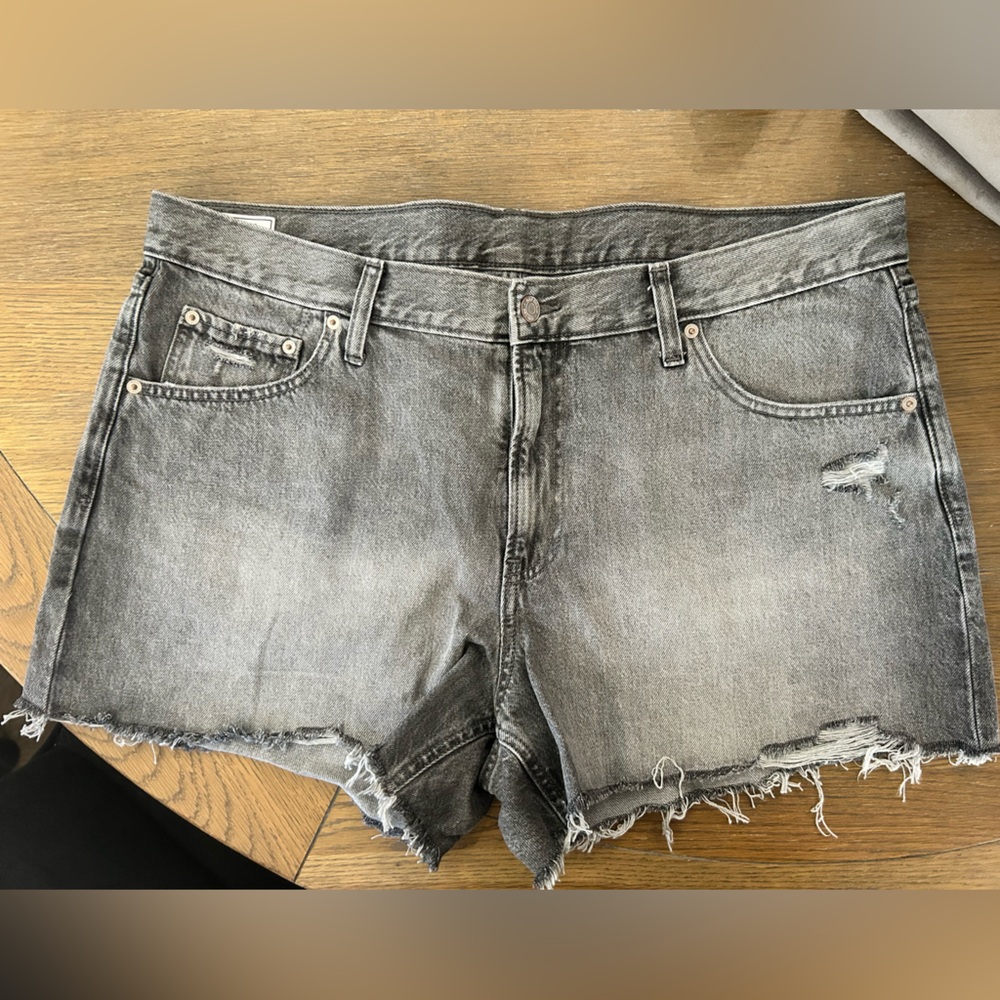 GAP Gray Jean Shorts Distressed Vintage Style Sz 18 NWOT